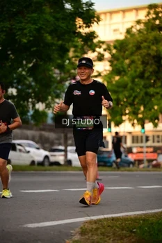 Runner Photo 4127074