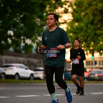 Runner Photo 4127118
