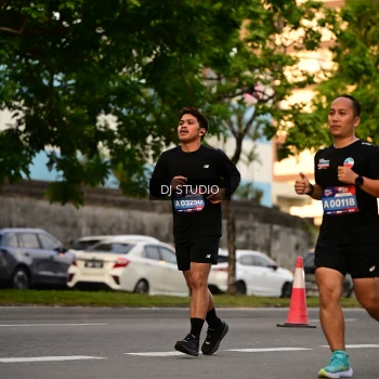 Runner Photo 4127141