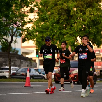 Runner Photo 4127201