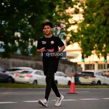 Runner Photo 4127202