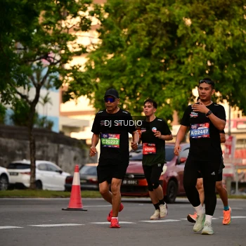 Runner Photo 4127210