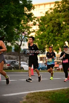 Runner Photo 4127332