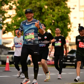 Runner Photo 4127356