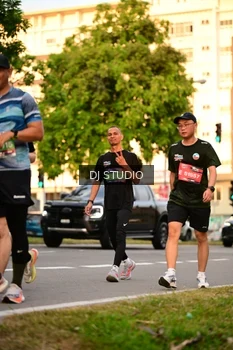 Runner Photo 4127363
