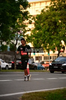 Runner Photo 4127429