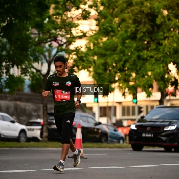 Runner Photo 4127430