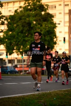 Runner Photo 4127436