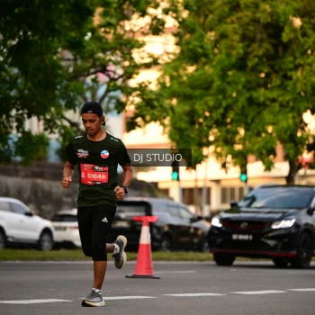 Runner Photo 4127451