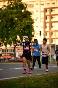 Runner Photo 4127454