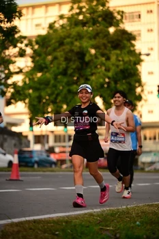 Runner Photo 4127456