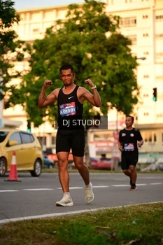 Runner Photo 4127529