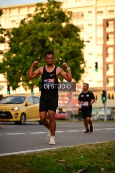 Runner Photo 4127534