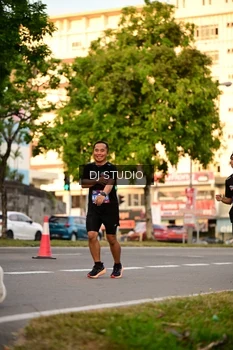 Runner Photo 4127545