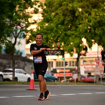 Runner Photo 4127551