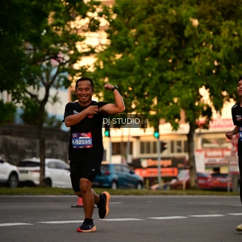 Runner Photo 4127552