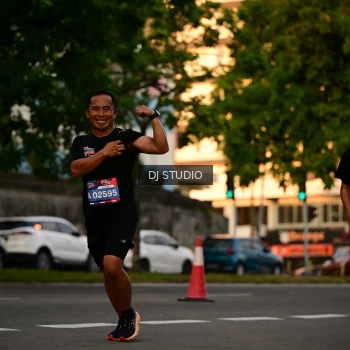 Runner Photo 4127560