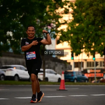 Runner Photo 4127561