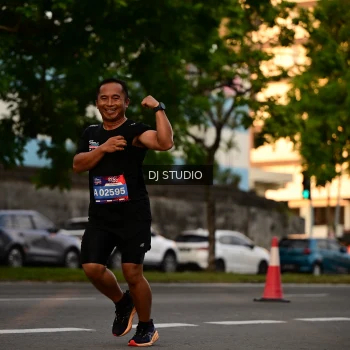 Runner Photo 4127565