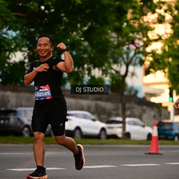 Runner Photo 4127573