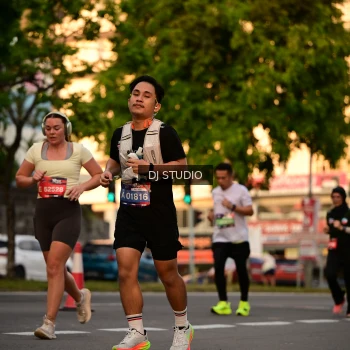 Runner Photo 4127611