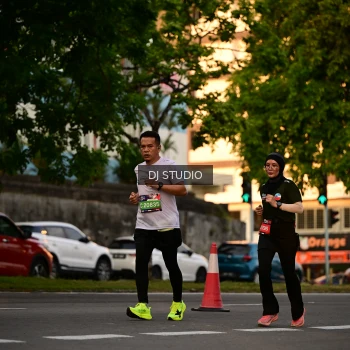 Runner Photo 4127624