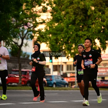 Runner Photo 4127631