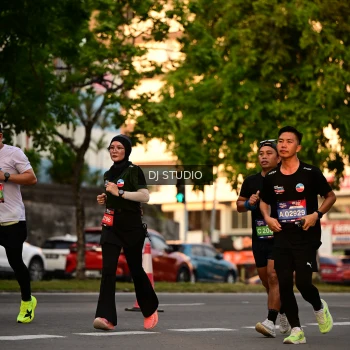 Runner Photo 4127634