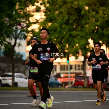 Runner Photo 4127639