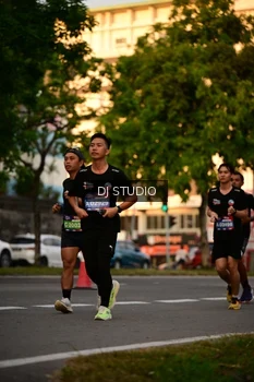 Runner Photo 4127641