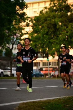 Runner Photo 4127651