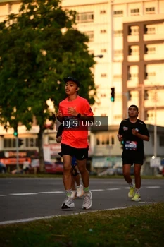 Runner Photo 4127655