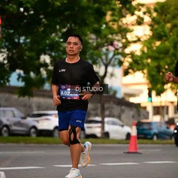 Runner Photo 4127677