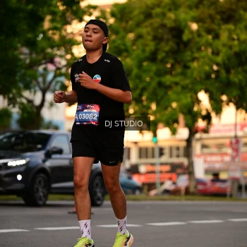Runner Photo 4127688