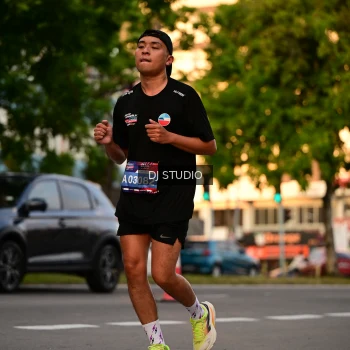 Runner Photo 4127690