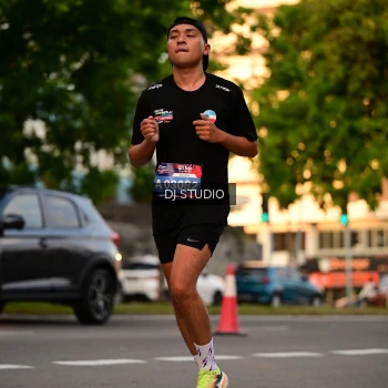 Runner Photo 4127694