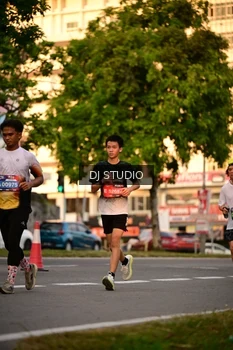 Runner Photo 4127726