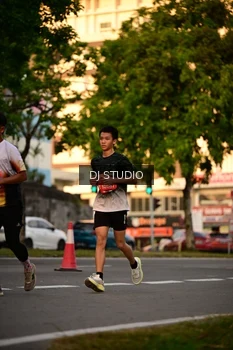 Runner Photo 4127736