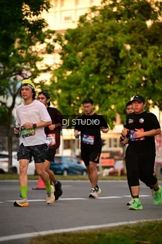 Runner Photo 4127754