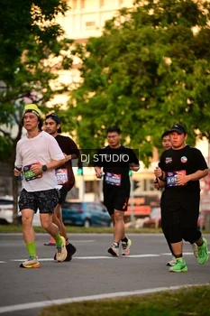 Runner Photo 4127757