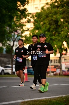 Runner Photo 4127777
