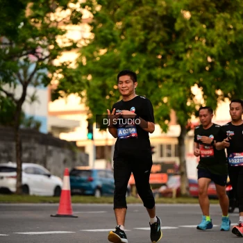 Runner Photo 4127846
