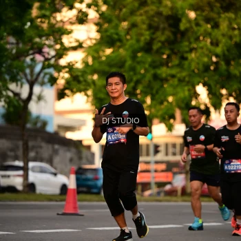Runner Photo 4127847