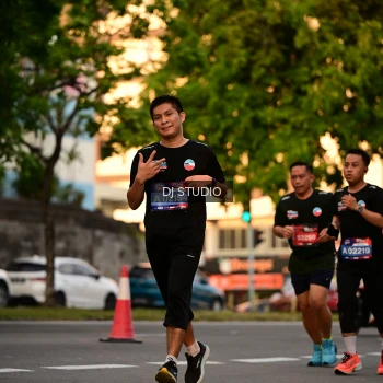 Runner Photo 4127857