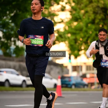 Runner Photo 4127945