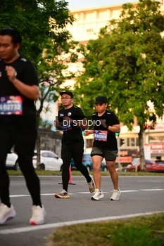 Runner Photo 4127987
