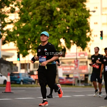 Runner Photo 4128005