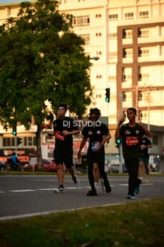 Runner Photo 4128027