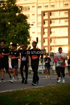Runner Photo 4128040