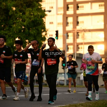 Runner Photo 4128041